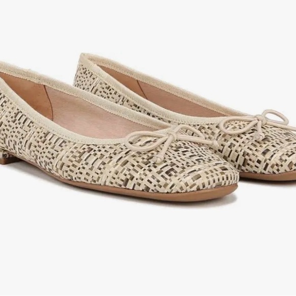 Franco Sarto Beige Woven Ballet Flats with Bow Detail - Picture 2 of 8